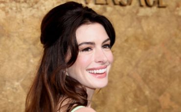 Anne Hathway Is To Host 2023 CFDA Fashion Awards