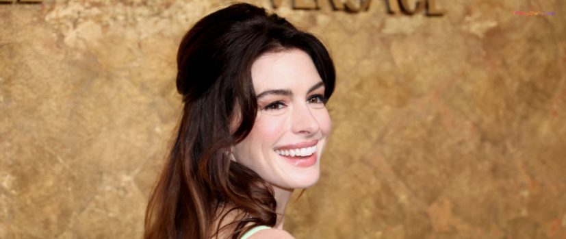 Anne Hathway Is To Host 2023 CFDA Fashion Awards