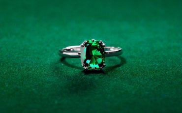 Gemstone Engagement Rings 