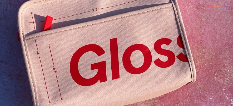 Glossier The Beauty Bag 