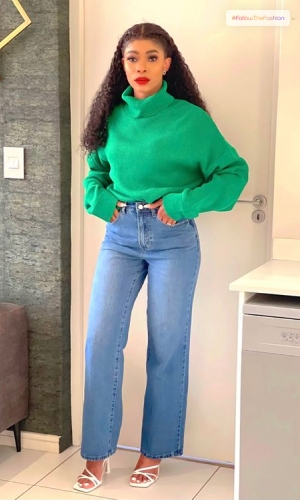 High-Waist Jeans And Turtlenecks 3