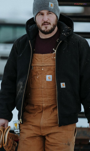 How Carhartt Jackets Influenced Workwear Till Date?