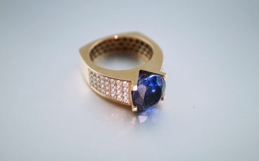 Sapphire Rings