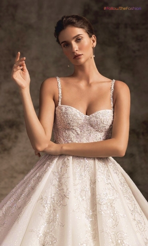 Sparkle Wedding Dress With Square Neckline 3